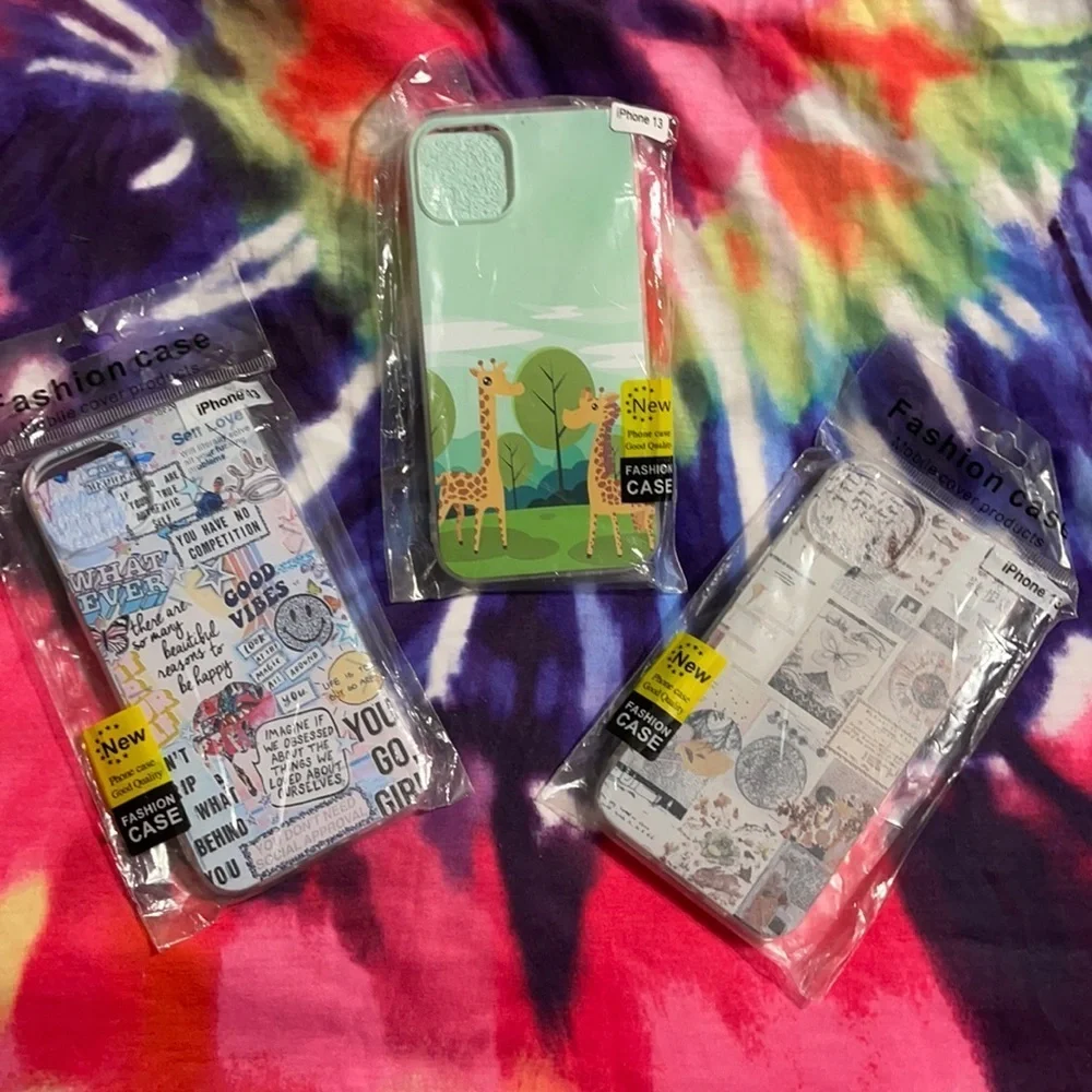 New set/3 graphic silicone phone cases - iPhone 13